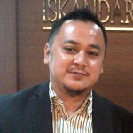DEDE NURDIN SADAT, SH, MH